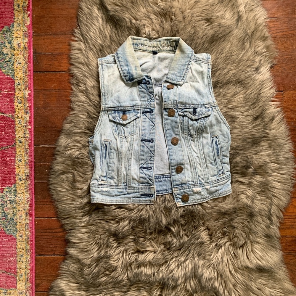 ♡AMERICAN EAGLE DENIM VEST♡